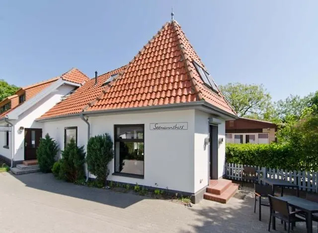 Gaestehaus & Restaurant Seemannshus Vitte
